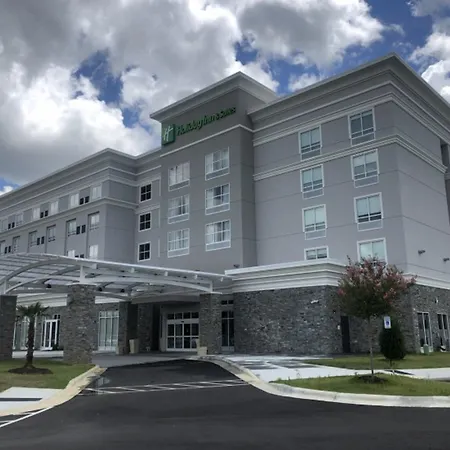 Holiday Inn & Suites - Fayetteville W-Fort Bragg Area By Ihg